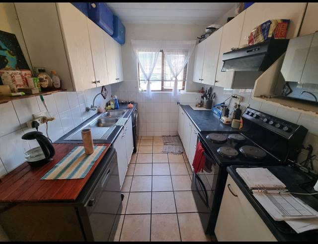 2 BEDROOM APARTMENT FOR SALE IN GLENVISTA